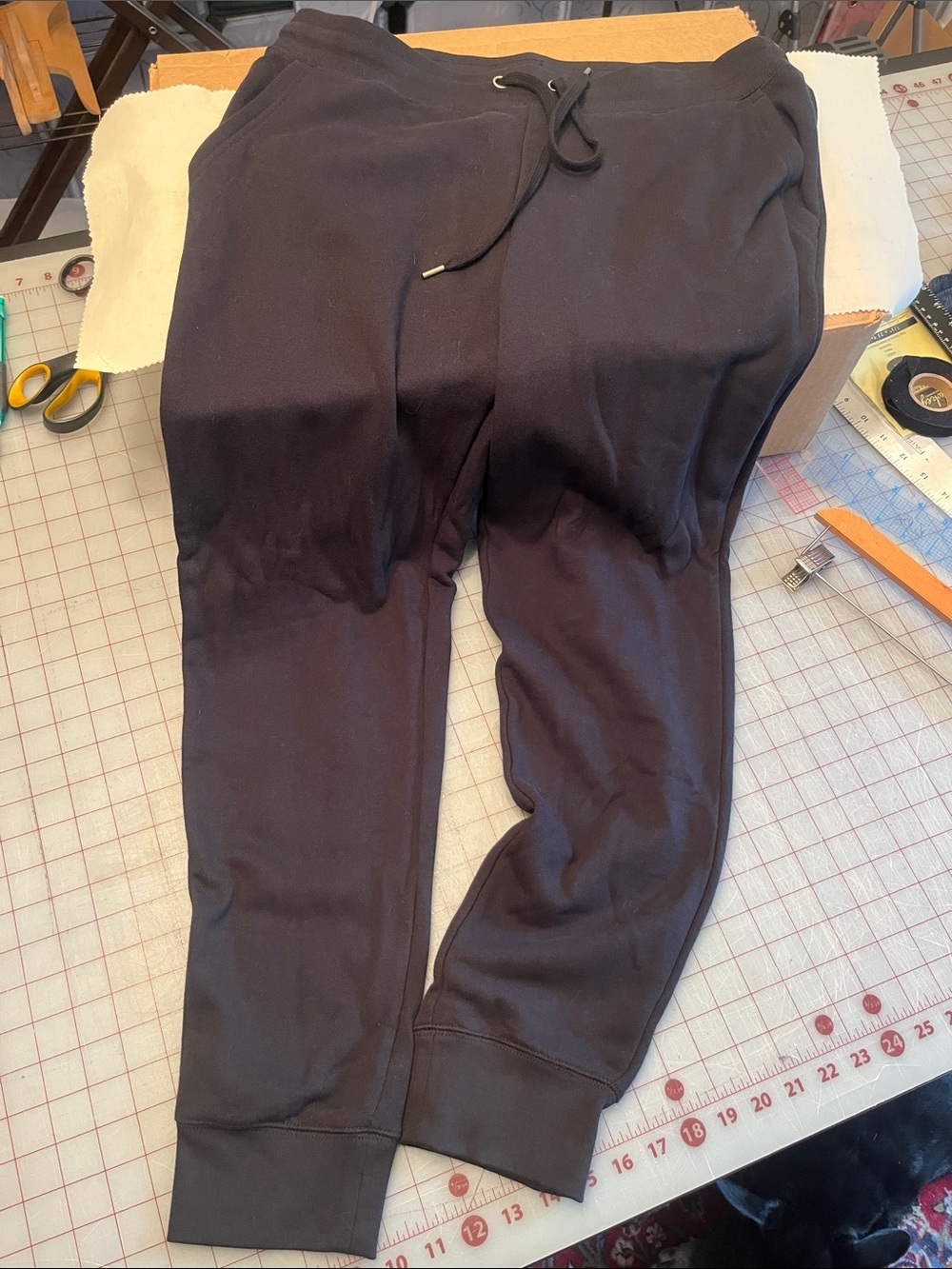 Uniqlo Black Women's Drawstring Jogger Pants Sz L